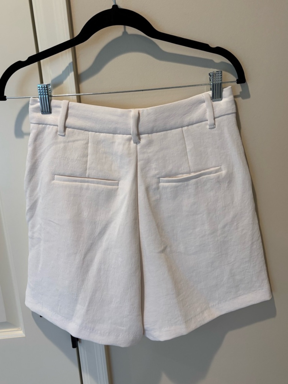 Aritzia Effortless Short 5” - Picture 6 of 7